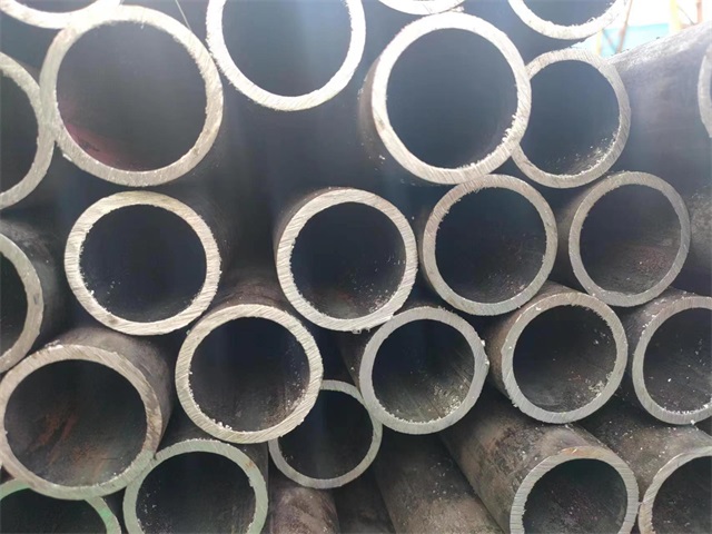 嘉兴10#结构用无缝钢管